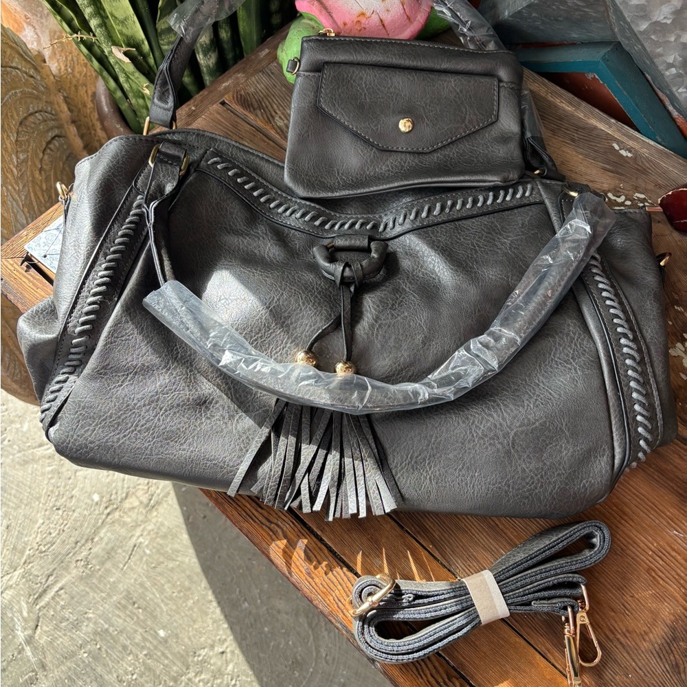 NWT Gladdon Moda Handbag Purse & Wallet Gray Shoulder Strap Bag With Handle